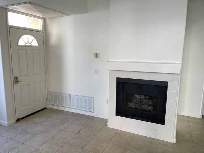 Gas Fireplace - 8664 New Salem St