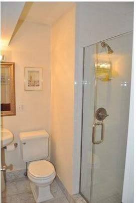 Building Photo - 60 Phillips St