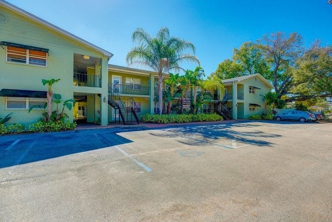 Urban Oasis Apartments Tampa Fl Urban Oasis