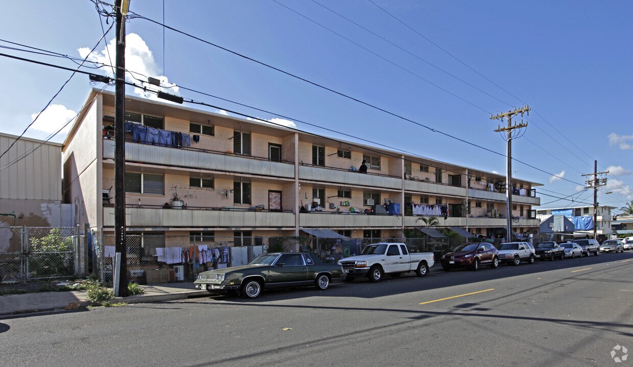 94289 Leonui St, Waipahu, HI 96797 Apartments at 94289 Leonui St Waipahu, HI