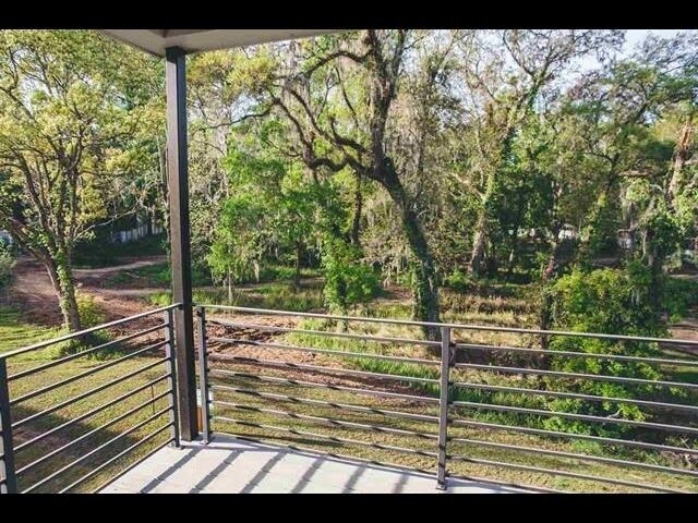 Foto del edificio - 2331 Lake Hall Rd