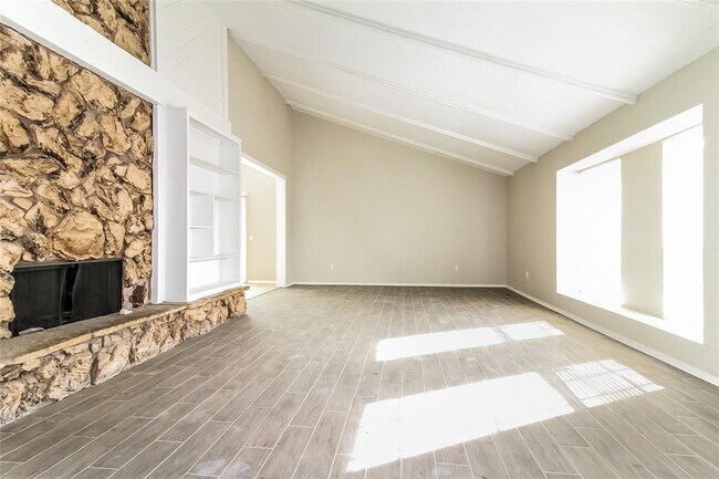 Foto del edificio - 8201 NW 6th St