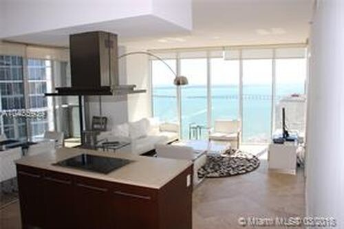 Building Photo - 485 Brickell Ave