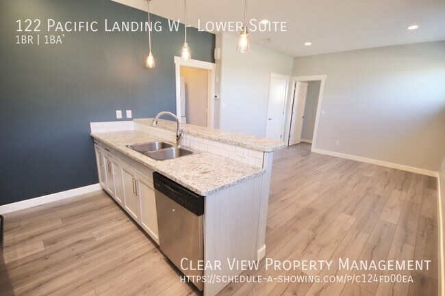 Photo du bâtiment - ??Showings available NOW at (403) 542-7568??Modern one bedroom, one bathroom basement suite locat...