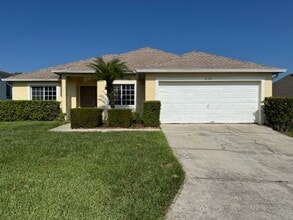 Building Photo - 838 Hillcrest Dr