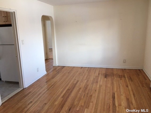 Building Photo - 72-15 Little Neck Pkwy