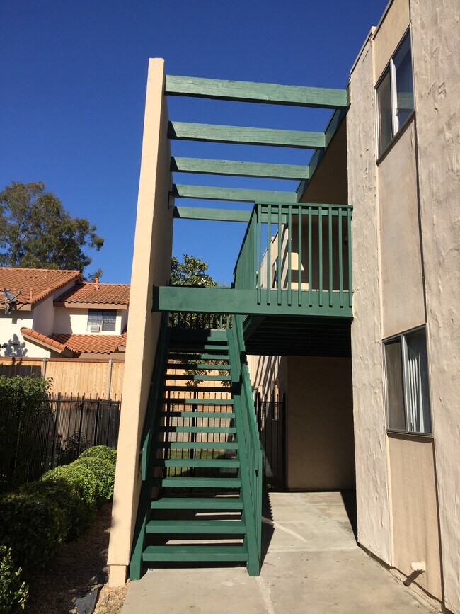 Foto del edificio - 1536 S Maple St