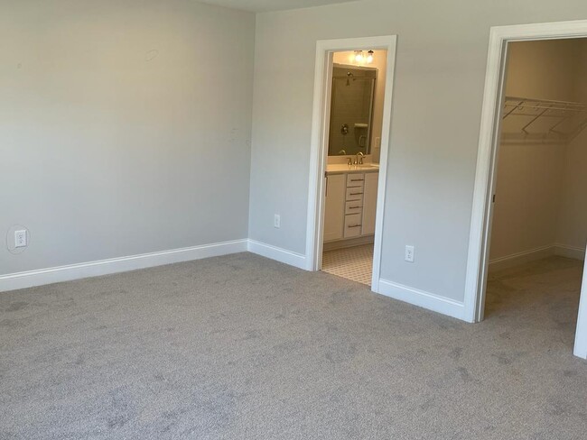 Foto del edificio - 342 Old Grove Ln