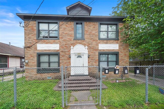 Building Photo - 406 Quitman St