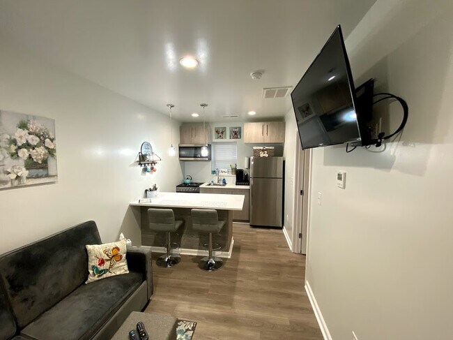 Cocina bien equipada - 412 E Nunnally St