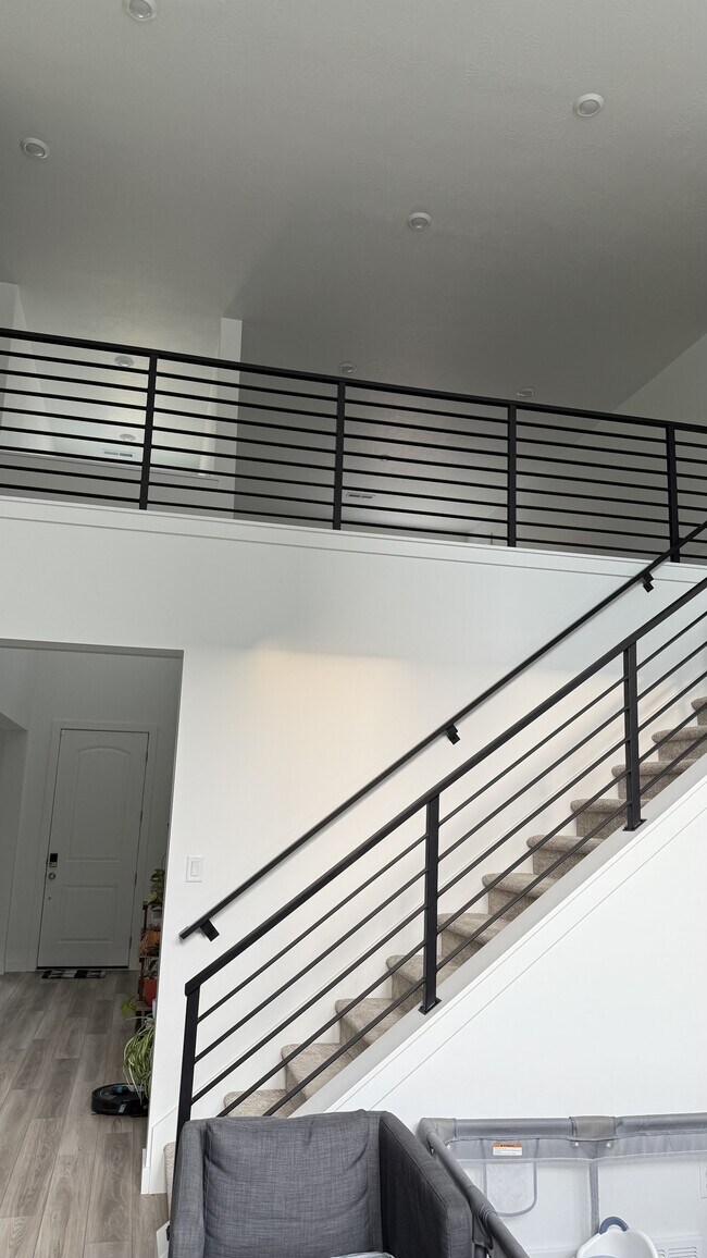 Foto del edificio - 3239 S Forest Ave