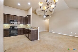 Building Photo - 266 Rosalie Dr