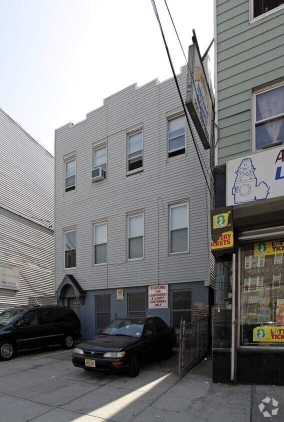 3406 John F Kennedy Blvd, Jersey City, NJ 07307 Apartments in Jersey