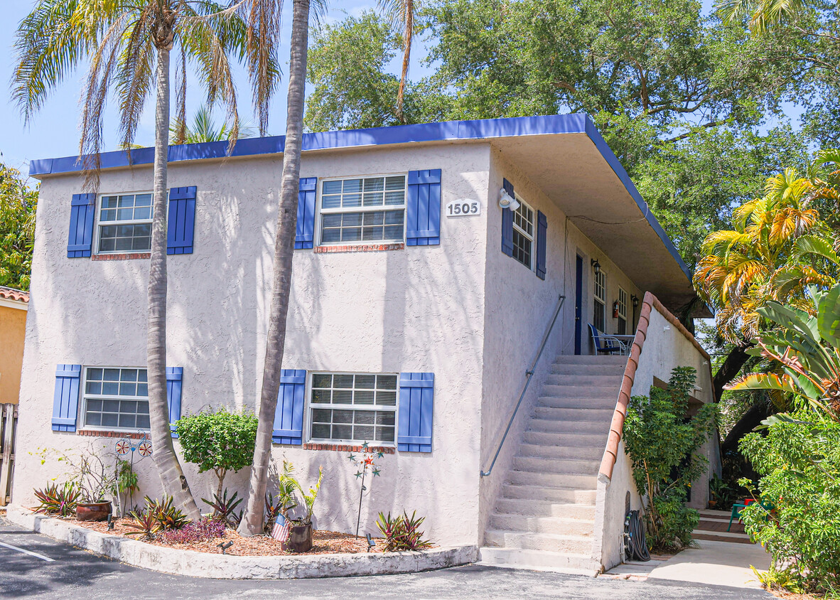 Foto principal - 1505 NE 5th Ct