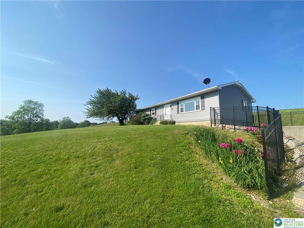 Foto principal - 1657 Pen Argyl Rd