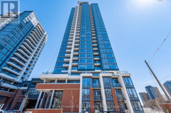 Photo du bâtiment - 15 Wellington St S