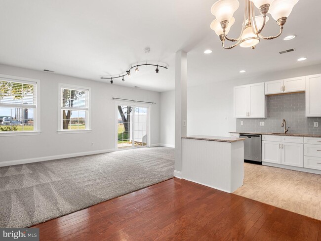 Foto del edificio - 126 Red Oak Ct