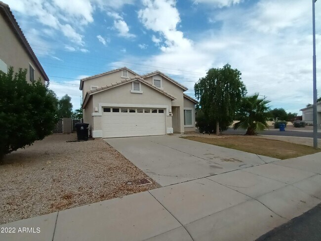 Building Photo - 14149 N Gil Balcome Ct
