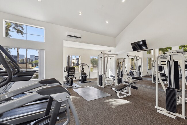 Foto del edificio - The Village at Sun Valley Apartments