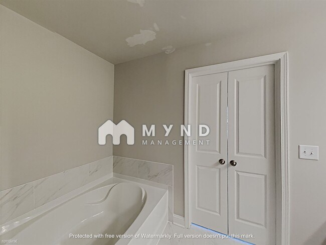 Foto del edificio - 4 br, 3.5 bath House - 114 Addison Way
