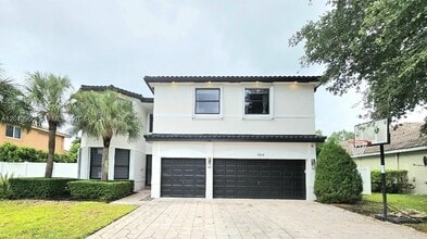 Building Photo - 1064 SW 159th Ln