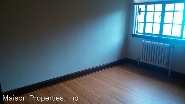 Building Photo - 125 Highland Pkwy