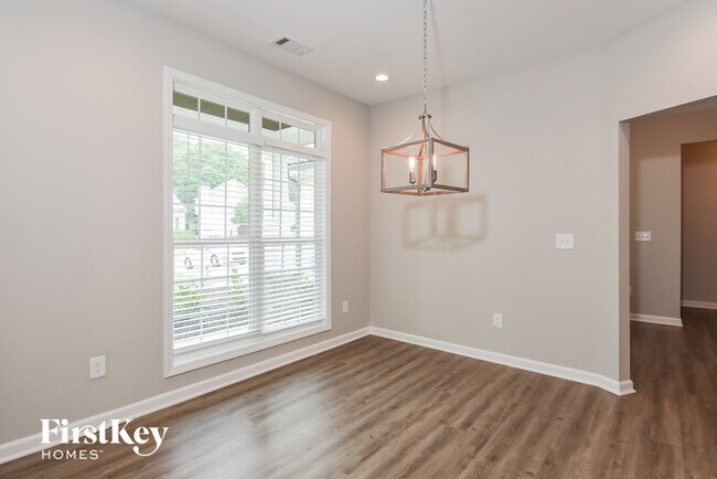 Building Photo - 20 Somersby Dr