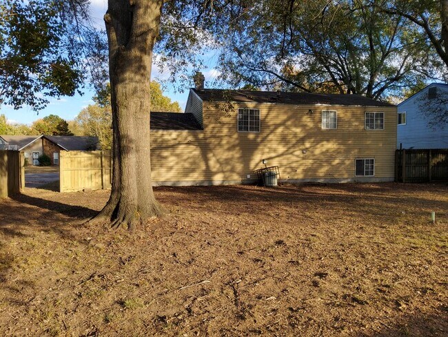 Building Photo - 4277 Willow Park Dr