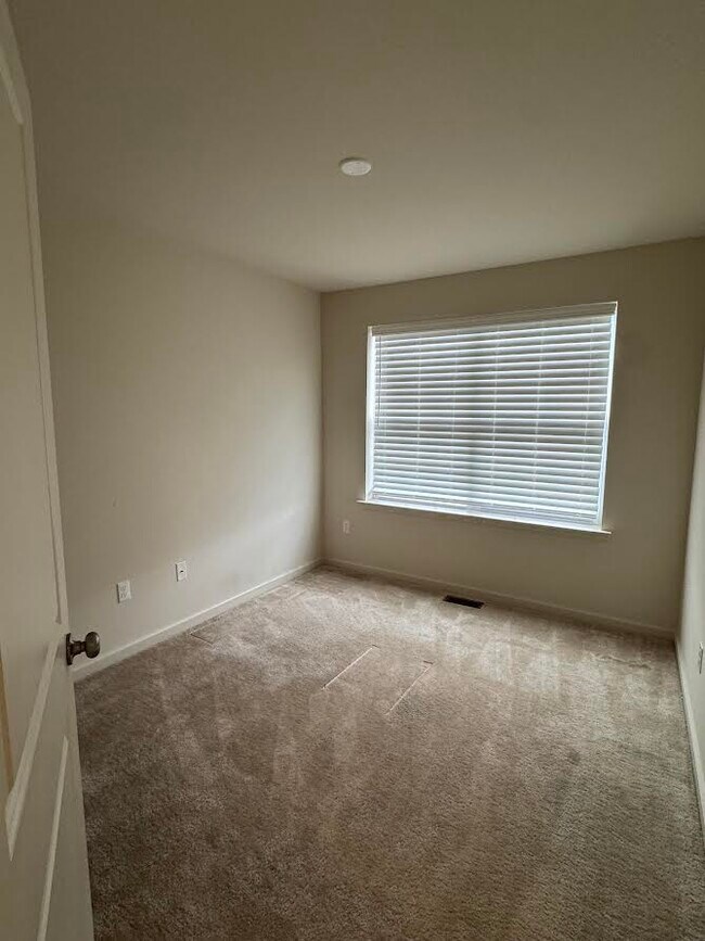 Foto del edificio - 1416 Carrick Ct