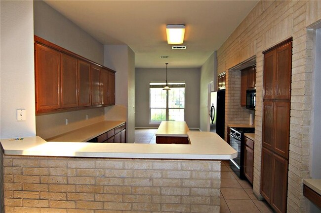 Foto del edificio - 908 Brighton Bend Ln