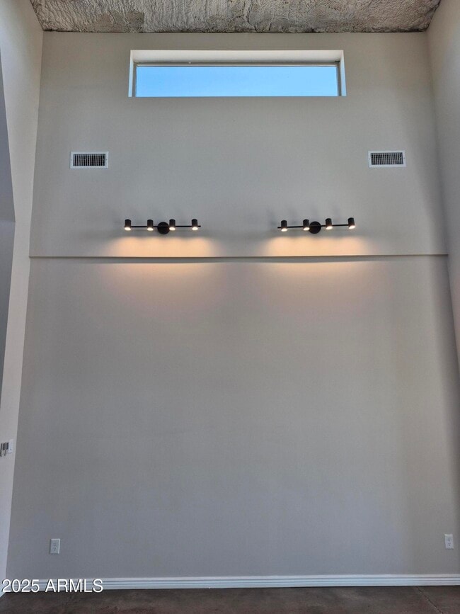 Building Photo - 28848 N 79th St