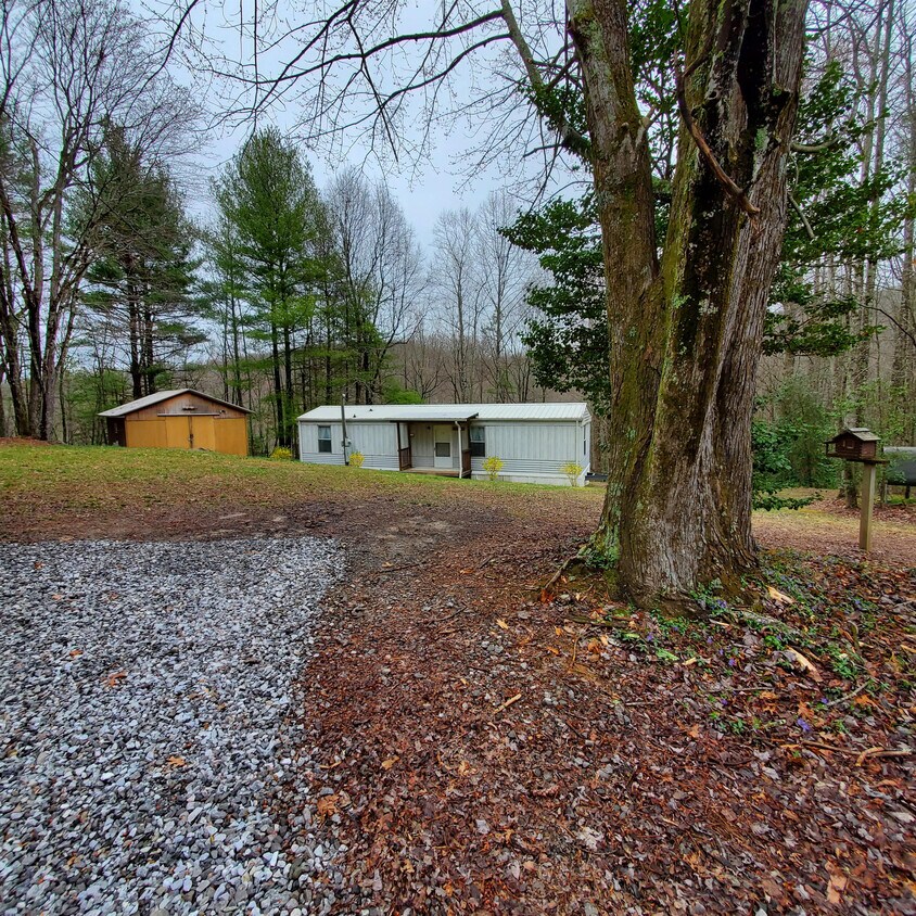 156 Kentwood Ln, Millers Creek, NC 28651 House Rental in Millers