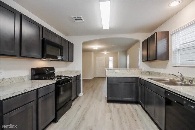 Building Photo - 4 br, 2.5 bath House - 25396 Claremont Hil...