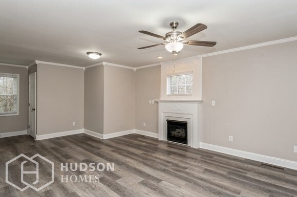 Foto del edificio - NOW AVAILABLE! - 2802 Cross Tie Ln, Matthe...