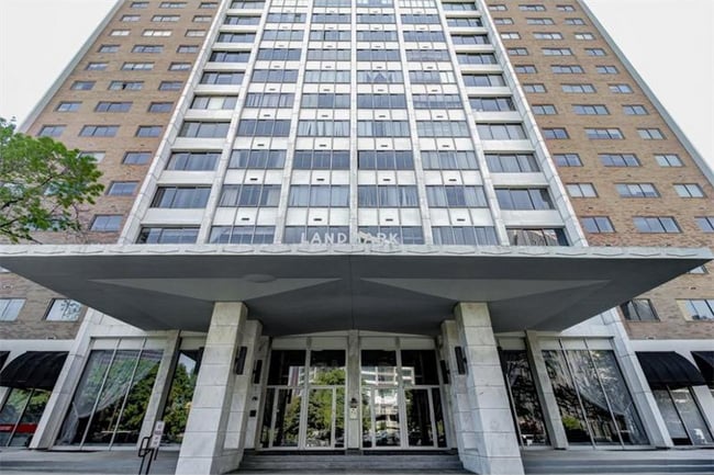 605 Landmark-Gerry - 605 Landmark-Gerry Apartment
