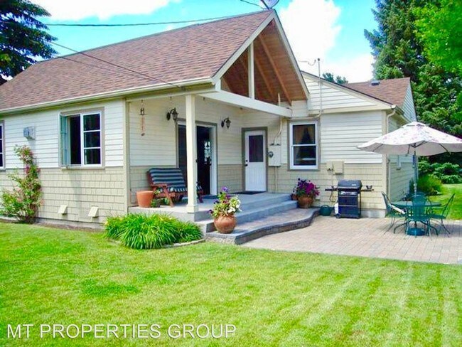 Building Photo - 3 br, 2 bath House - 645 E. Central Ave