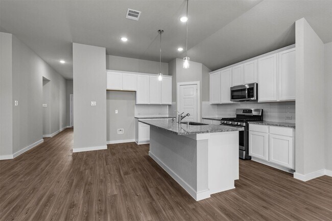 Foto del edificio - 3003 Middleton Dr