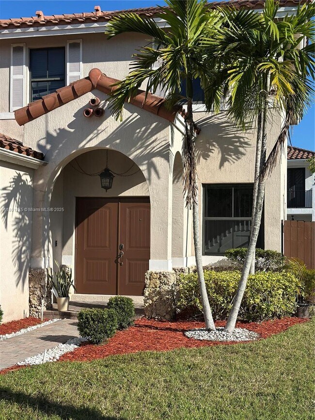 Foto del edificio - 9835 NW 10th St