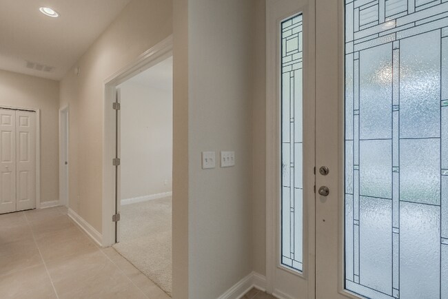 Building Photo - 11324 Glenlaurel Estates Dr