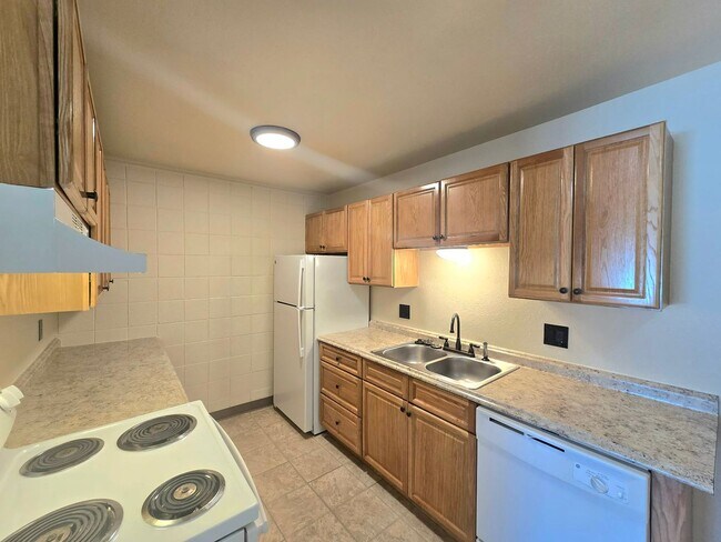 Foto del edificio - 706 2nd St