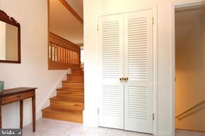 Building Photo - 8208 Thoreau Dr