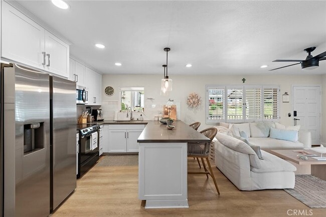 Photo - 2175 S Coast Hwy Apartment