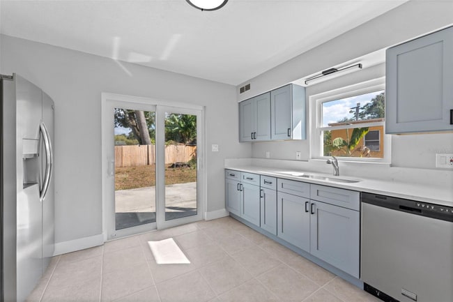 Building Photo - 8737 N Tangerine Pl