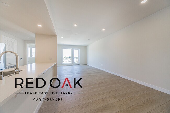 Foto del edificio - 5320 Cartwright Ave