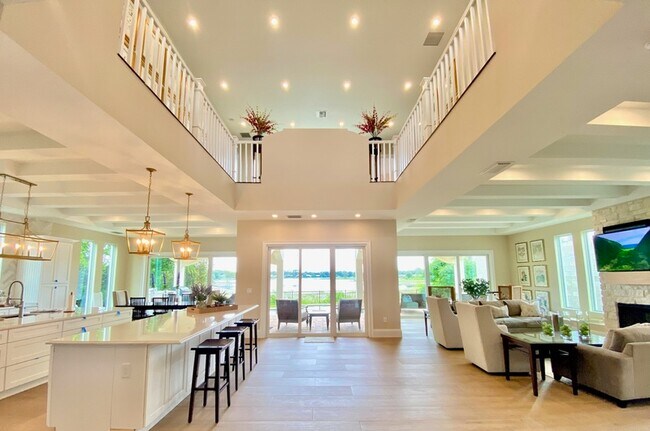 Photo - 796 Stephens Pass Cove House