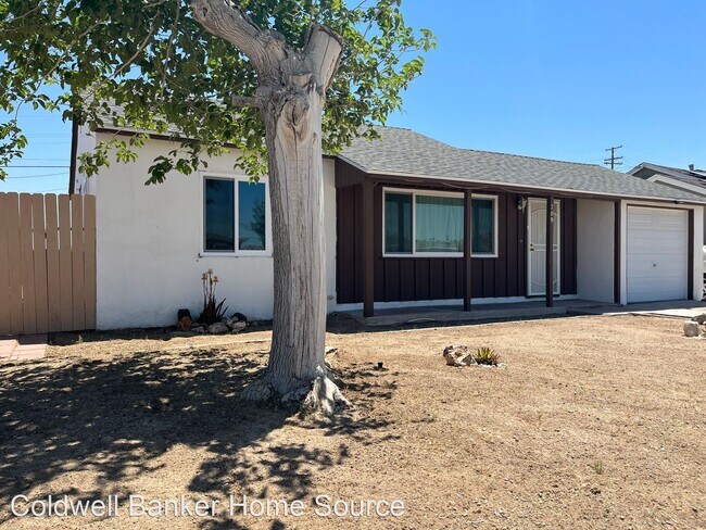 Building Photo - 3 br, 2 bath House - 709 Caliente Dr.