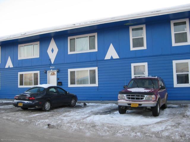 Primary Photo - 900 W 29th Pl