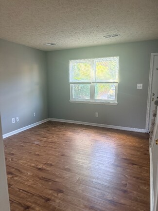 Building Photo - 54 Ferguson Dr