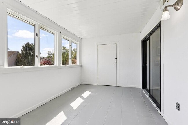 Foto del edificio - 106 Harvest Ln