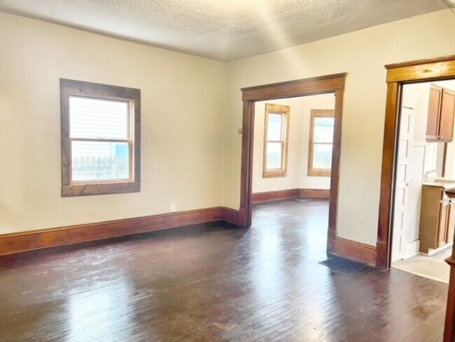 Building Photo - Beautiful 3-Bedroom Home for Rent